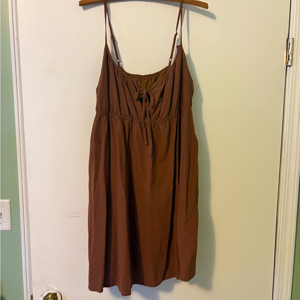 Brown Sleeveless Dress